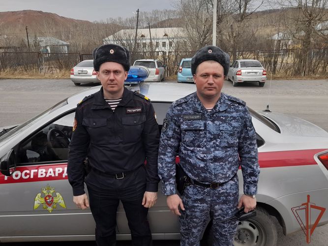 Росгвардейцы разыскали потерявшегося ребенка в Хакасии